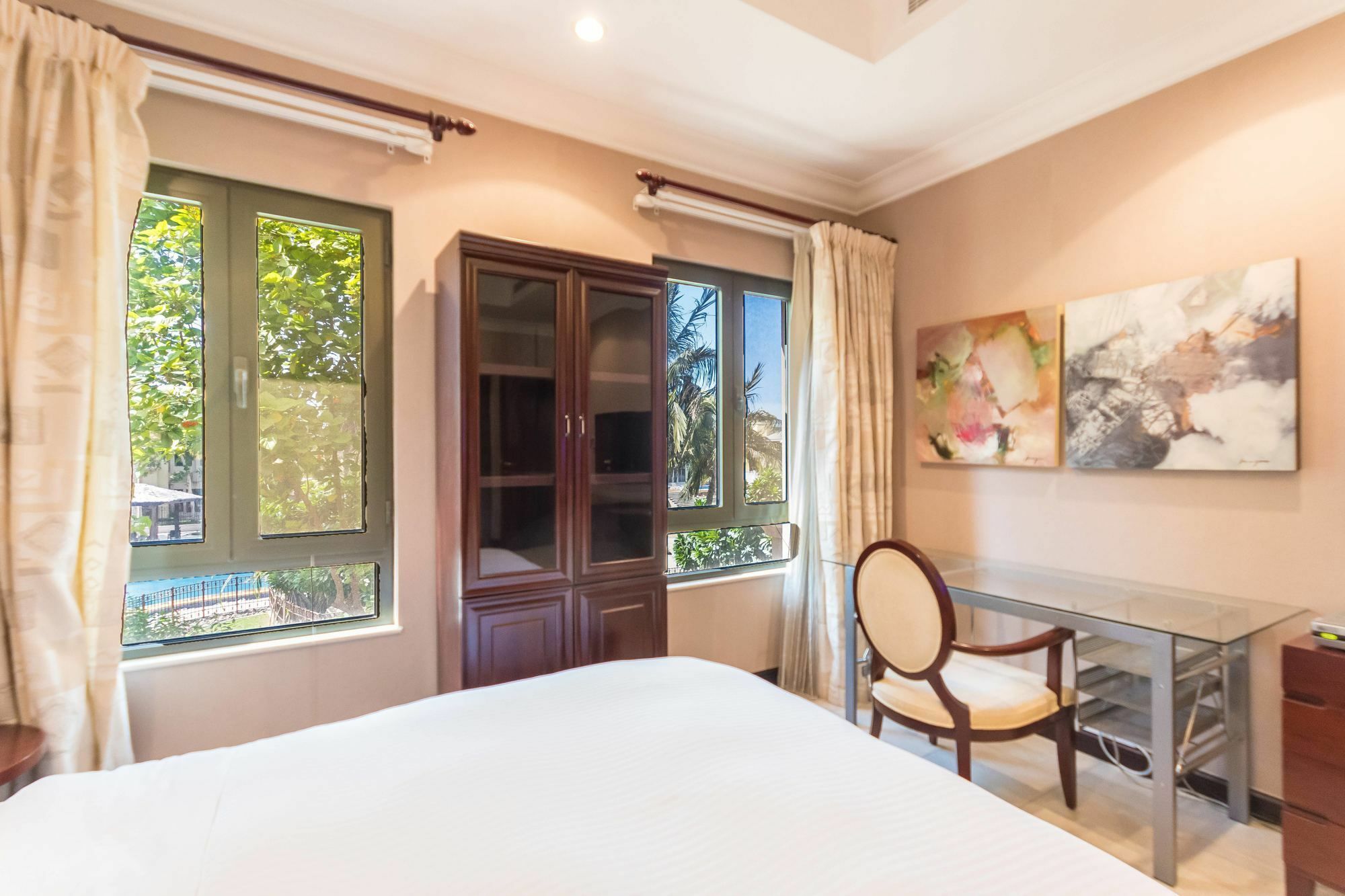 Yanjoon Holiday Homes - Palm Jumeirah Frond A Villas دبي المظهر الخارجي الصورة